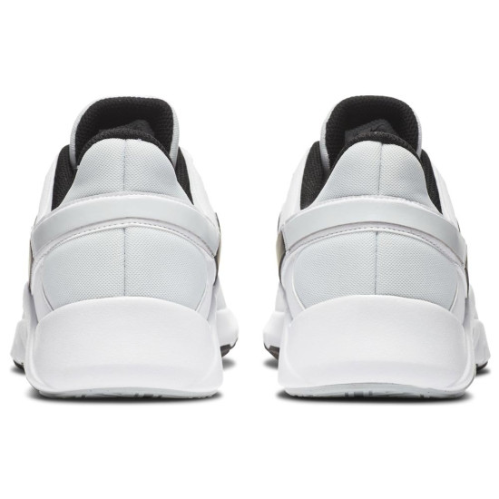 Nike Legend Essential 2
